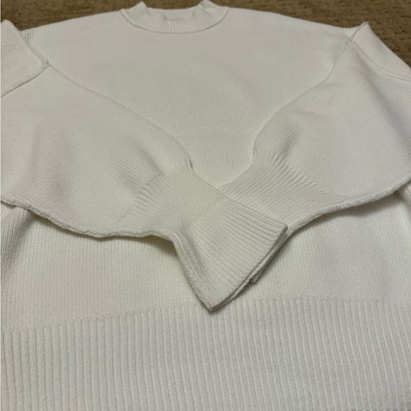 Free People Sweater - Picture 6 of 9